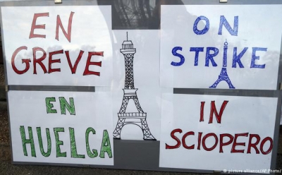Reabre la torre Eiffel tras cinco días de huelga de personal