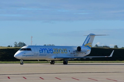 Amaszonas Uruguay manda un avión a Check C y se multiplican los rumores
