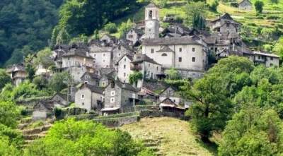 Corippo, el pueblo más pequeño de Suiza, reconvertido en hotel