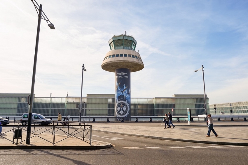 Torre de control en el Aeropuerto de Barcelona