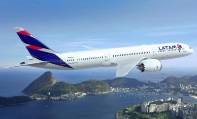 Aerolínea Latam cierra sus bases en San Juan y Bahía Blanca