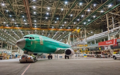 Boeing alargaría el 737 para competir con el A321neo de Airbus