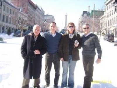 Bouzas, Campiani, Meléndez y Vidiella (el funcionario despedido y por el cual se realiza el paro) en la nieve de Montreal. Otros tiempos