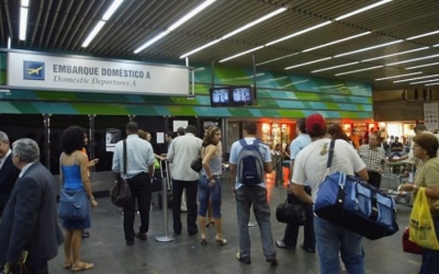 IATA critica decisión de Brasil de suspender cobro de equipajes a pasajeros