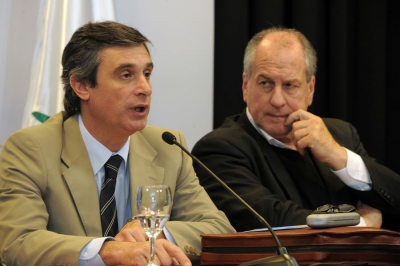 Alvaro García, Director de la OPP y Ernesto mMurro,ministro de Trabajo y Seguridad Social