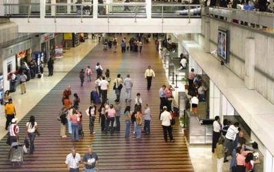 Venezuela: de 34 vuelos al exterior, quedan 11 semanales