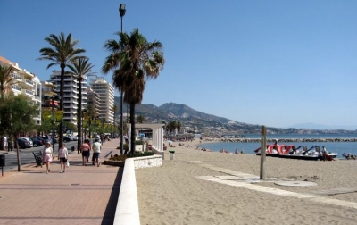 Hoteles españoles bloquean la venta a agencias en pleno verano