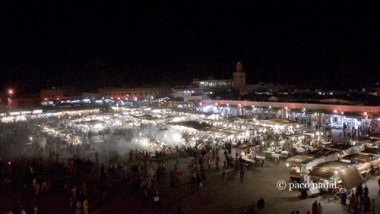  Djemaa el Fna es el  mayor espectáculo de Marrakech.