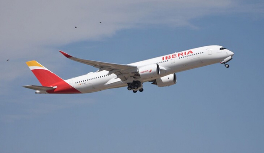 Iberia recupera el 100% de sus conexiones con México y ofrecerá vuelos diarios este invierno