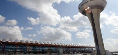 AENA planea una fuerte subida de las tasas aeroportuarias. Aerolíneas se oponen al aumento del 5%