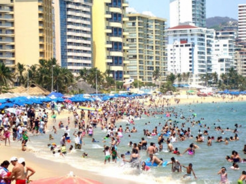Propician inversiones y el regreso del turismo a Acapulco    