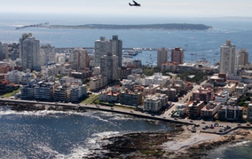 Argentinos adelantan reservas turísticas ante más restricciones