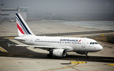 Acciones de Air France se hundieron casi 10% tras dimisión de CEO