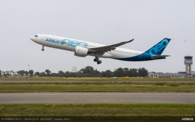 Llega un nuevo jugador: el A330neo voló por primera vez