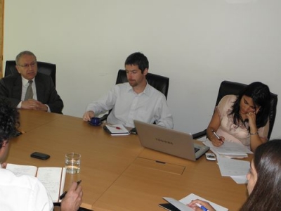 Eugenio Yunis, Vicepresidente Ejecutivo; Juan Luis Crespo, Secretario General y Claudia Salcedo, Jefe de Estudios
