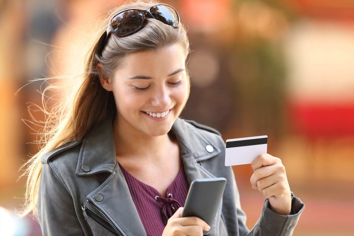 Guía para Principiantes: Empezando con tu Primera Tarjeta de Crédito