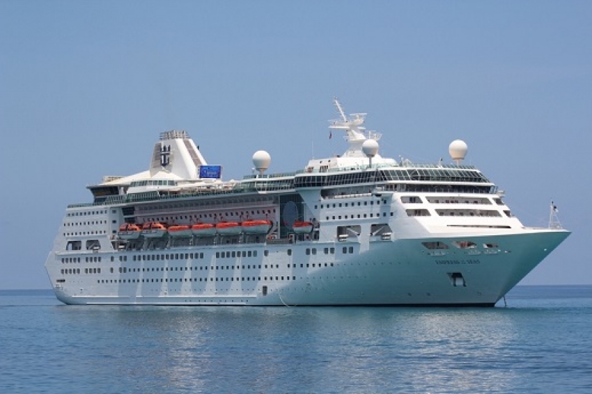 Royal Caribbean vendi&oacute; el &lsquo;Empress&rsquo; y el &lsquo;Majesty of the Seas&rsquo;