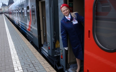 El tren Rossiya 1/2, en la estaci&oacute;n moscovita de Yaroslavsky, dispuesto a emprender viaje hacia Vladivostok (9.259 kil&oacute;metros, 14 regiones, 90 ciudades, 16 r&iacute;os, 144 horas).