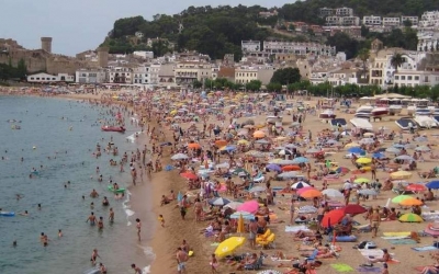 Las pernoctaciones hoteleras de julio en Espa&ntilde;a difieren de lo dicho por las autoridades