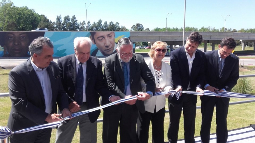 El Aeropuerto de Carrasco festeja los diez años de su terminal con un mural que celebra la identidad uruguaya