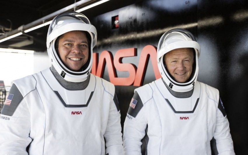 SpaceX larga en punta en el turismo espacial