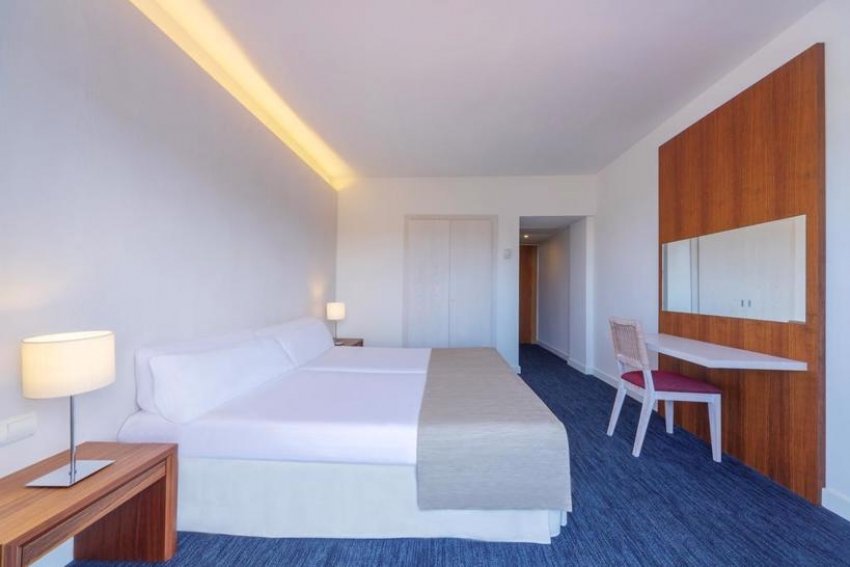 Los fondos buitre evitan comprar hoteles ahora y esperan a que valgan la mitad