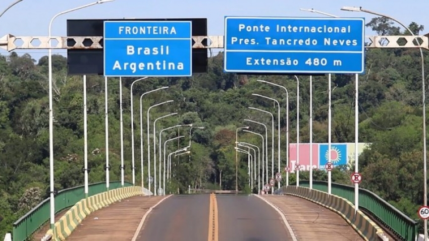 &ldquo;El 1&ordm; de noviembre, las fronteras (argentinas) se abren para todo el mundo&rdquo;