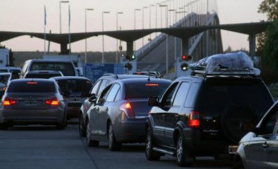 El estallido y coches argentinos en Uruguay: nos escribió el &quot;Muchacho que sabe porteño&quot;