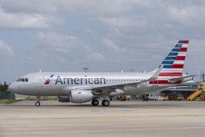 Paraguay: American Airlines suspender&aacute; operaciones por tres meses