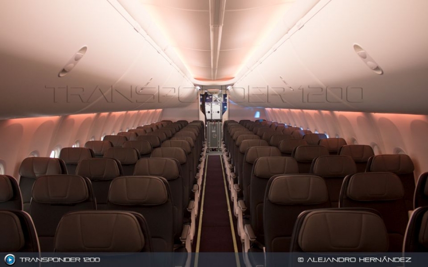 &iquest;Por qu&eacute; apagan las luces de cabina de pasajeros durante el despegue y aterrizaje?