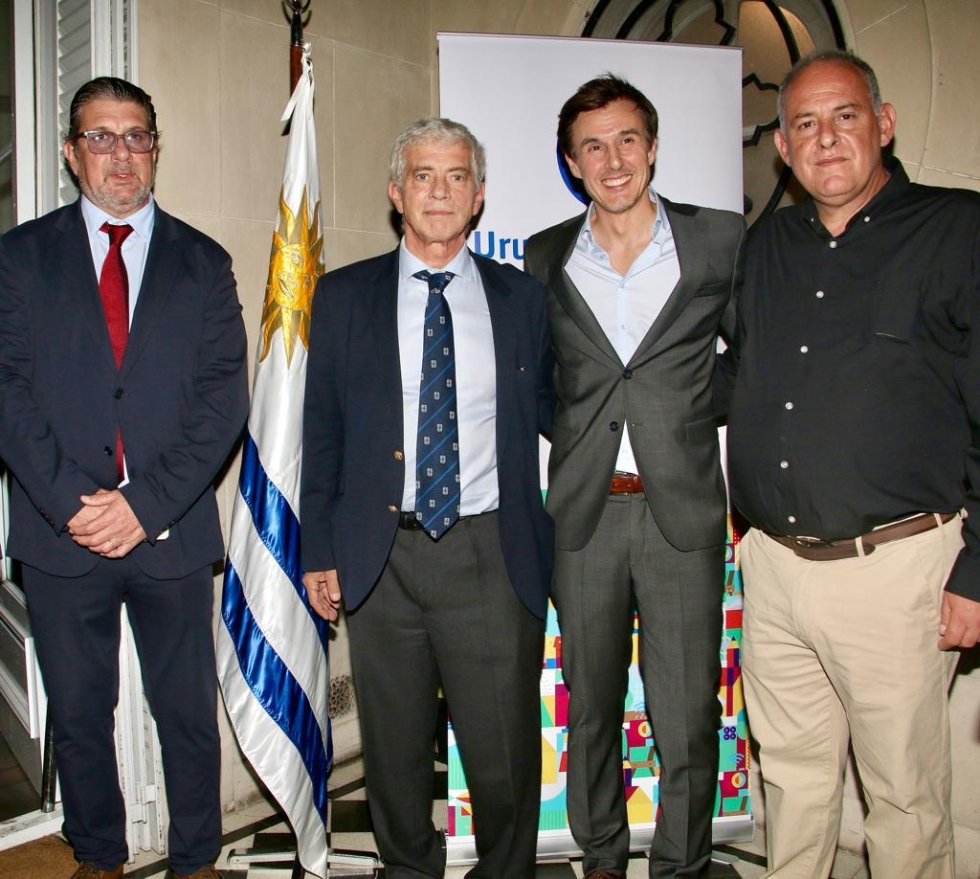 Ignacio Curbelo; Mariano Cúneo Libarona; Roberto García Moritán y Roque Baudean