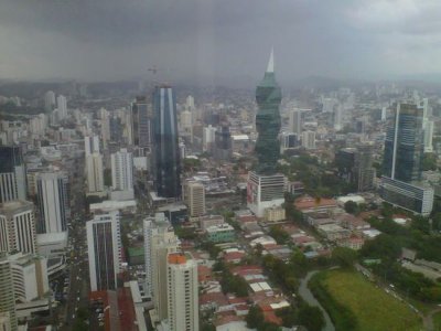 Panamá crece sin solución de continuidad