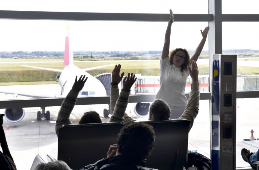 El Aeropuerto de Carrasco propone pr&aacute;cticas de yoga para viajar tranquilo y relajado
