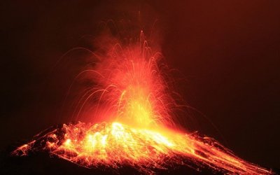 Advierten probable reactivaci&oacute;n del volc&aacute;n Tungurahua