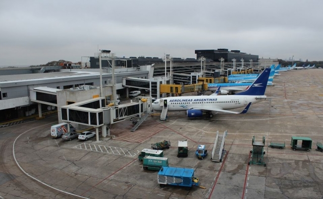 ¿Deben volver los pisos tarifarios en el cabotaje?