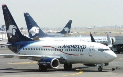 Unos 200 turistas mexicanos, atrapados en Barajas desde hace 15 d&iacute;as