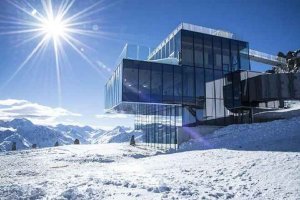 IceQ, el nuevo restaurante alpino con vistas panor&aacute;micas a 3 pa&iacute;ses