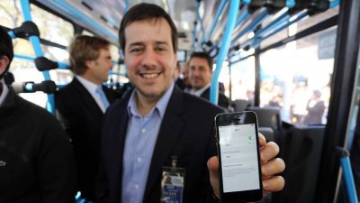  El Gobierno advirti&oacute; a los gremios que podr&iacute;a cerrar Aerol&iacute;neas Argentinas