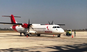 Lleg&oacute; a Iguaz&uacute; el vuelo que conectar&aacute; a Misiones con Tucum&aacute;n