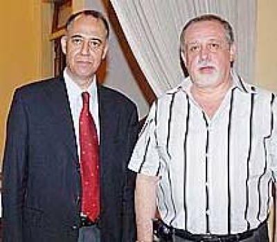 Gustavo Riego (izq.) junto a Miguel Martín, principal, de Martín Travel