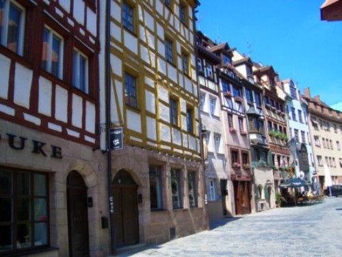 Panorama global de precios de hoteles para marzo 2011