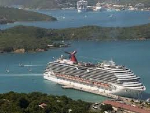 Evacuar&aacute;n a pasajeros de crucero de Carnival 