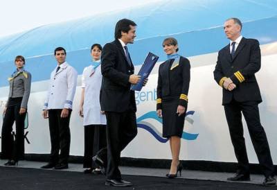 Aerol&iacute;neas Argentinas: la relaci&oacute;n m&aacute;s alta de empleados por pasajeros transportados