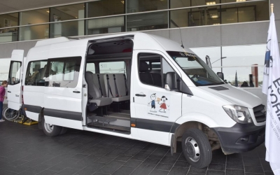 Camioneta acondicionada para Escuela Horizonte.