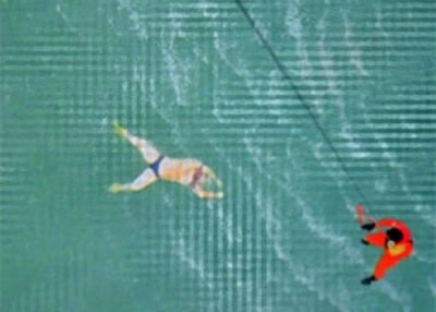 Indonesia comienza a recuperar los cuerpos del avi&oacute;n de AirAsia