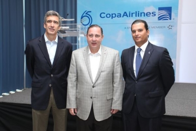 	Pedro Heilbron, Presidente Ejecutivo de Copa Airlines; Salomon Shamah, Administrador General de la Autoridad de Turismo de Panamá; Rafael Bárcenas, Director General de la Autoridad de Aeronaútica Civil de Panamá.