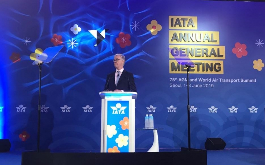 La desaceleraci&oacute;n de la demanda y el incremento de los costos reducen ganancias de aerol&iacute;neas