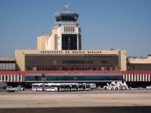 Barajas recula