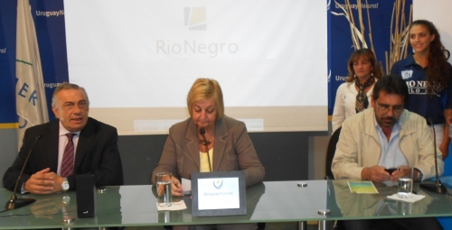 Intendente de Rio Negro, Omar Lafluf, Ministra de Turismo, Liliám Kechichián y Director de Turismo de Río Negro, Nazario Pomi.