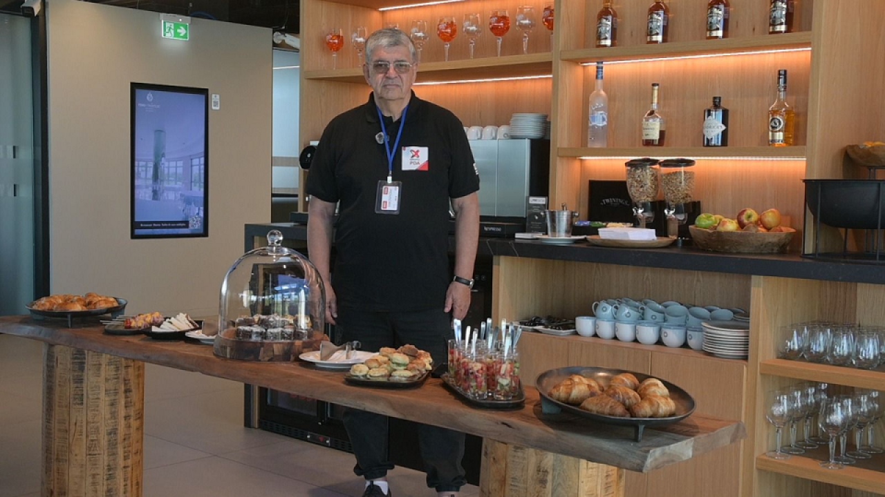 La apertura, el men&uacute;